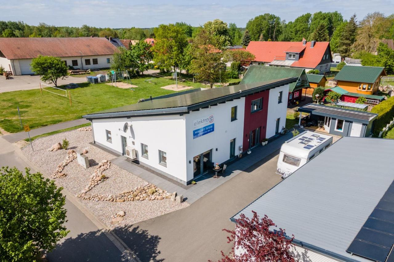 Ferienwohnung Zwischen Den Seen Vietzen Exterior foto